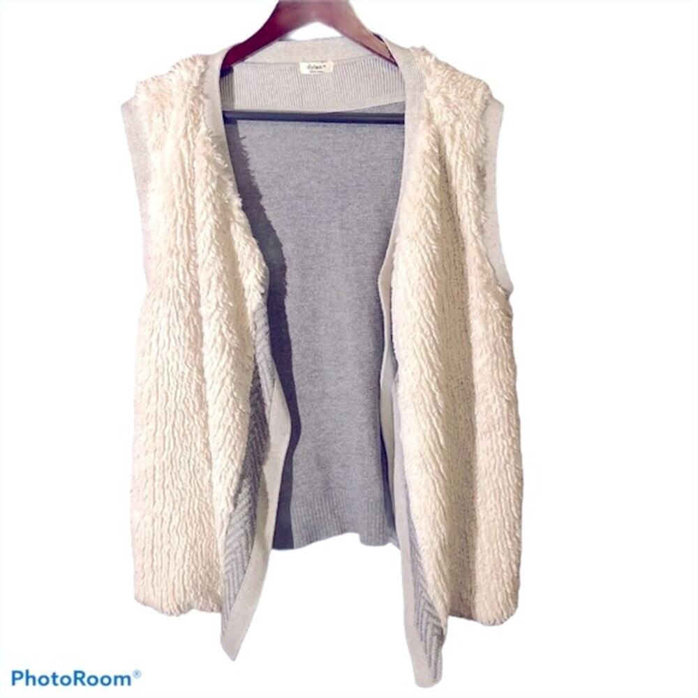 Dylan Faux Fur Sweater Vest Women’s XL Beige Cozy Boho Cottagecore Minimalist